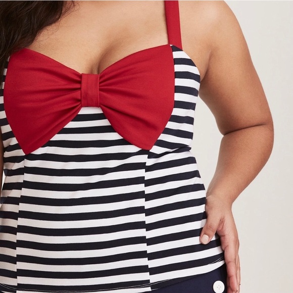Torrid Retro Chic Striped Bow Plus Size Tank Top - Picture 3 of 8